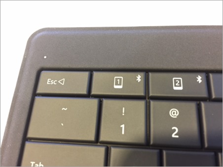 Microsoft Universal Foldable Keyboard - Multiple Bluetooth Pairings Microsoft Universal Foldable Keyboard - Multiple Bluetooth Pairings