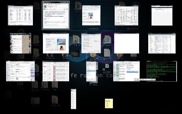 An arranged grid of all my open windows