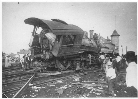 Train Wreck photo used under Creative Commons via http://www.flickr.com/photos/tamuc_digitalcollections/4146904909/