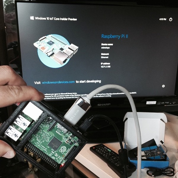 Installing Windows 10 on a Raspberry Pi 2